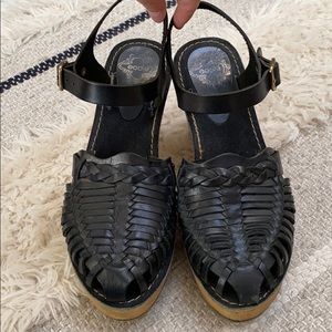 Woven black platforms